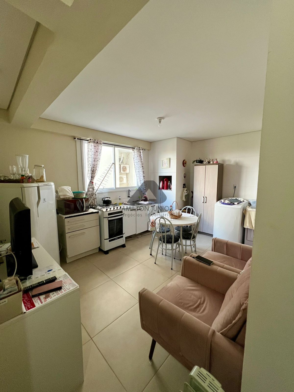 Apartamento à venda com 1 quarto, 45m² - Foto 7