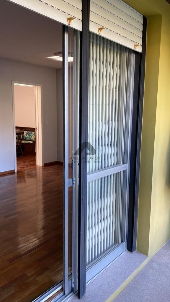 Apartamento à venda com 4 quartos, 162m² - Foto 10