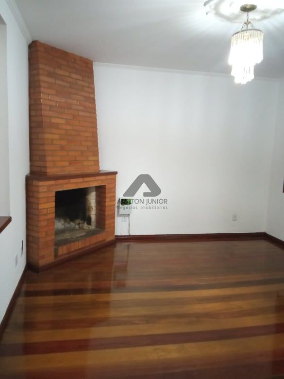 Casa à venda com 3 quartos, 351m² - Foto 10