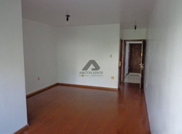 Apartamento à venda com 1 quarto, 38m² - Foto 3