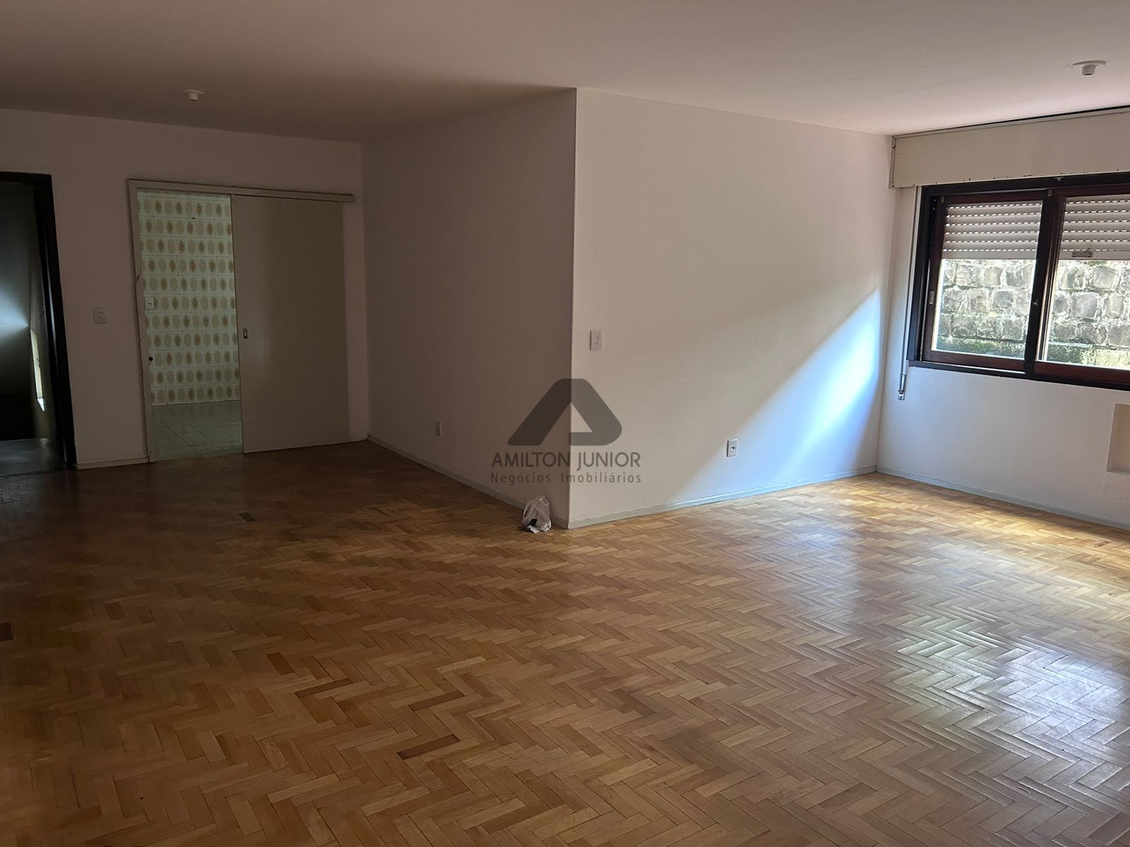 Apartamento à venda e aluguel com 3 quartos, 140m² - Foto 3