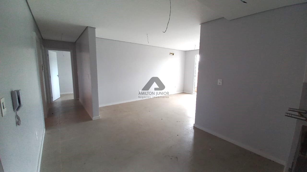 Apartamento à venda com 2 quartos, 67m² - Foto 15