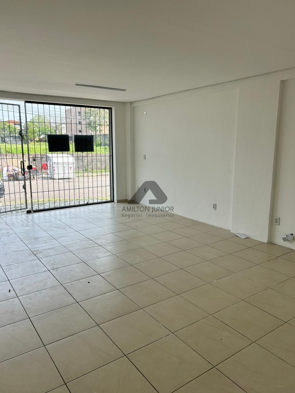 Conjunto Comercial-Sala à venda com 1 quarto, 43m² - Foto 4