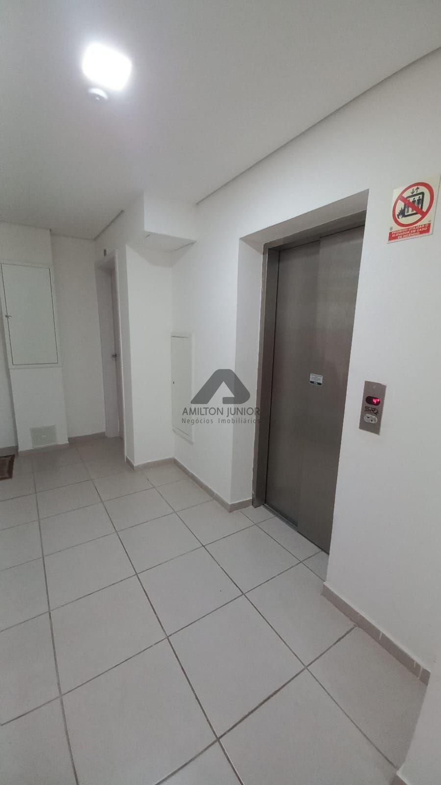 Apartamento à venda com 2 quartos, 58m² - Foto 13