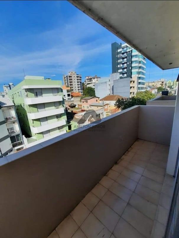 Apartamento à venda com 3 quartos, 114m² - Foto 14