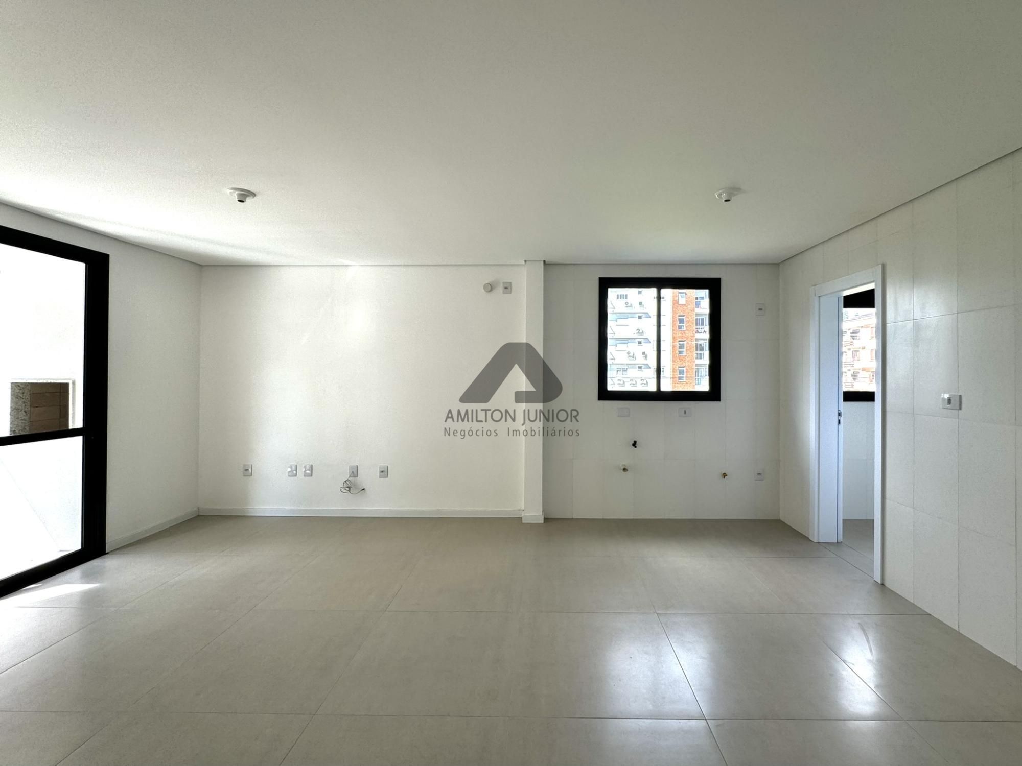 Apartamento à venda com 2 quartos, 73m² - Foto 2