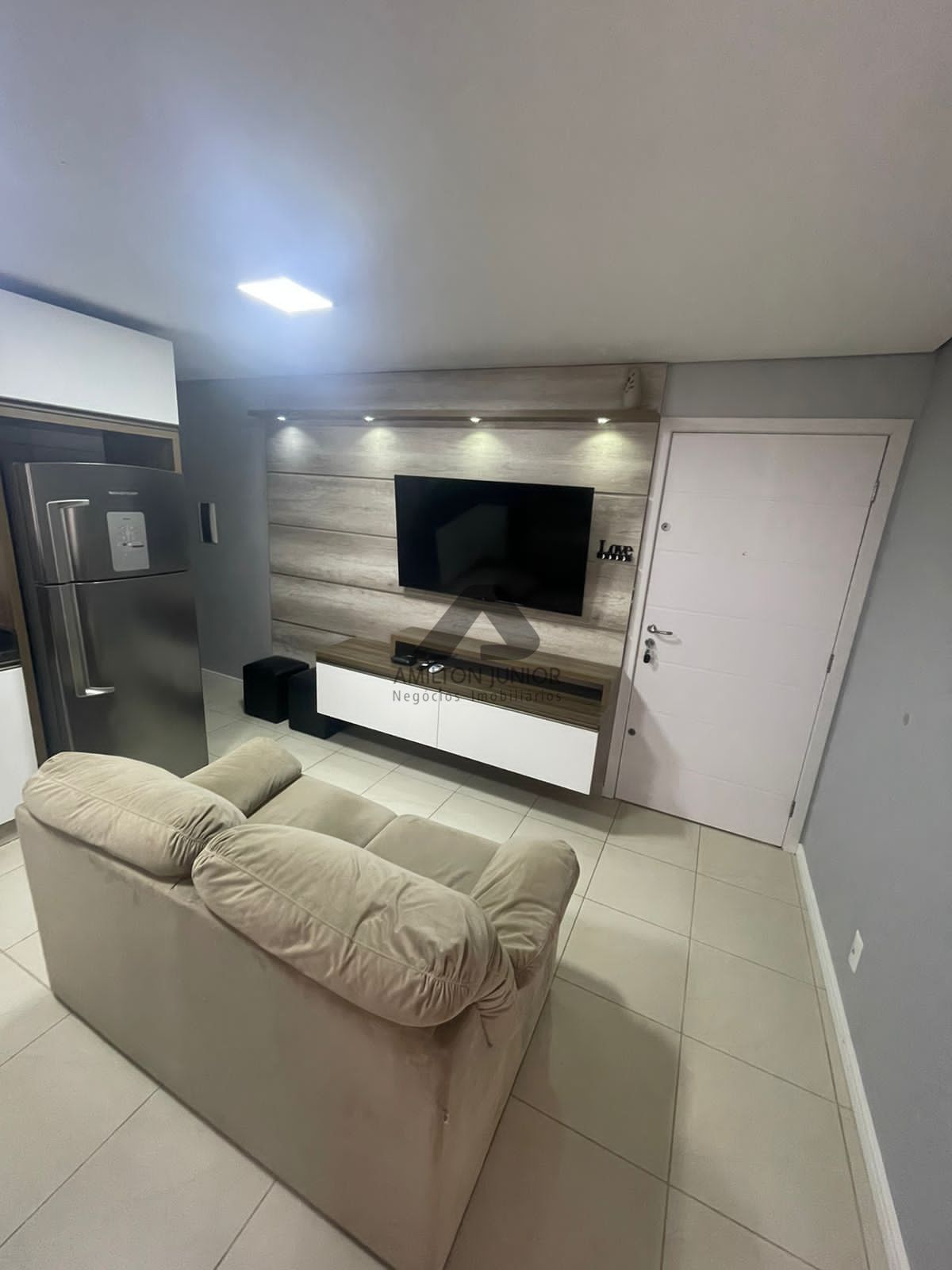 Apartamento à venda com 1 quarto, 39m² - Foto 3