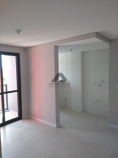 Apartamento à venda com 1 quarto, 42m² - Foto 4