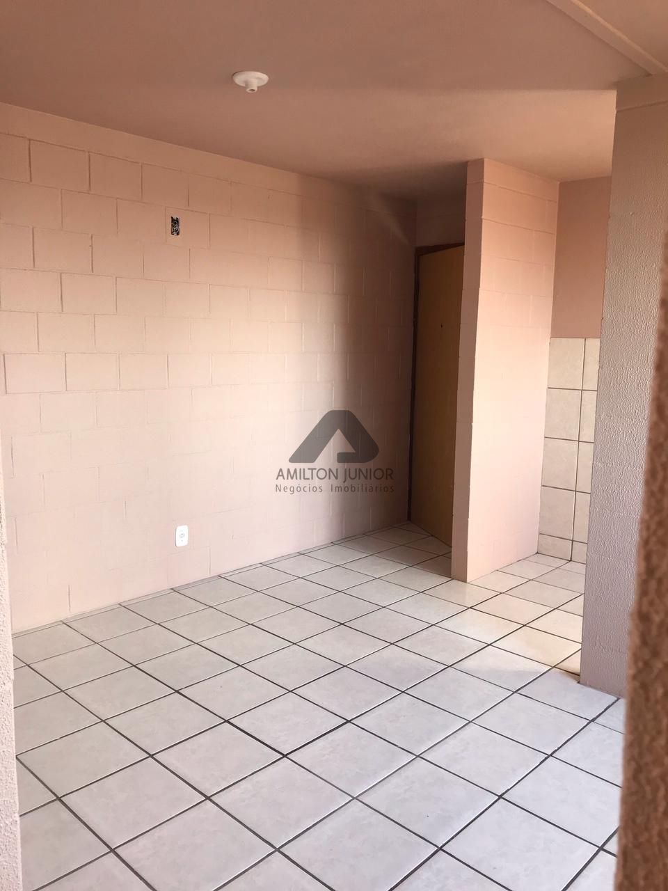 Apartamento à venda com 2 quartos, 44m² - Foto 5