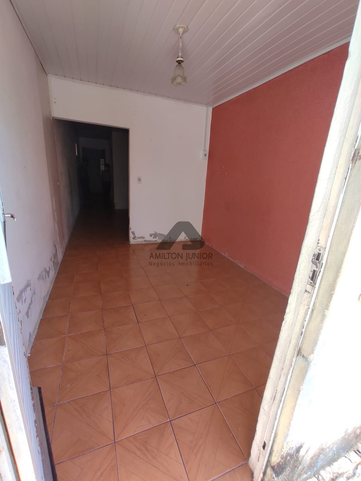 Casa à venda com 3 quartos, 48m² - Foto 4