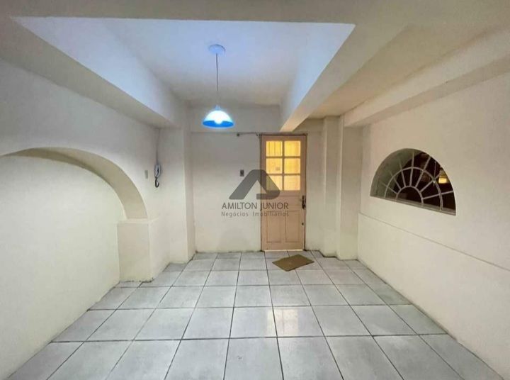 Apartamento à venda com 3 quartos, 119m² - Foto 1