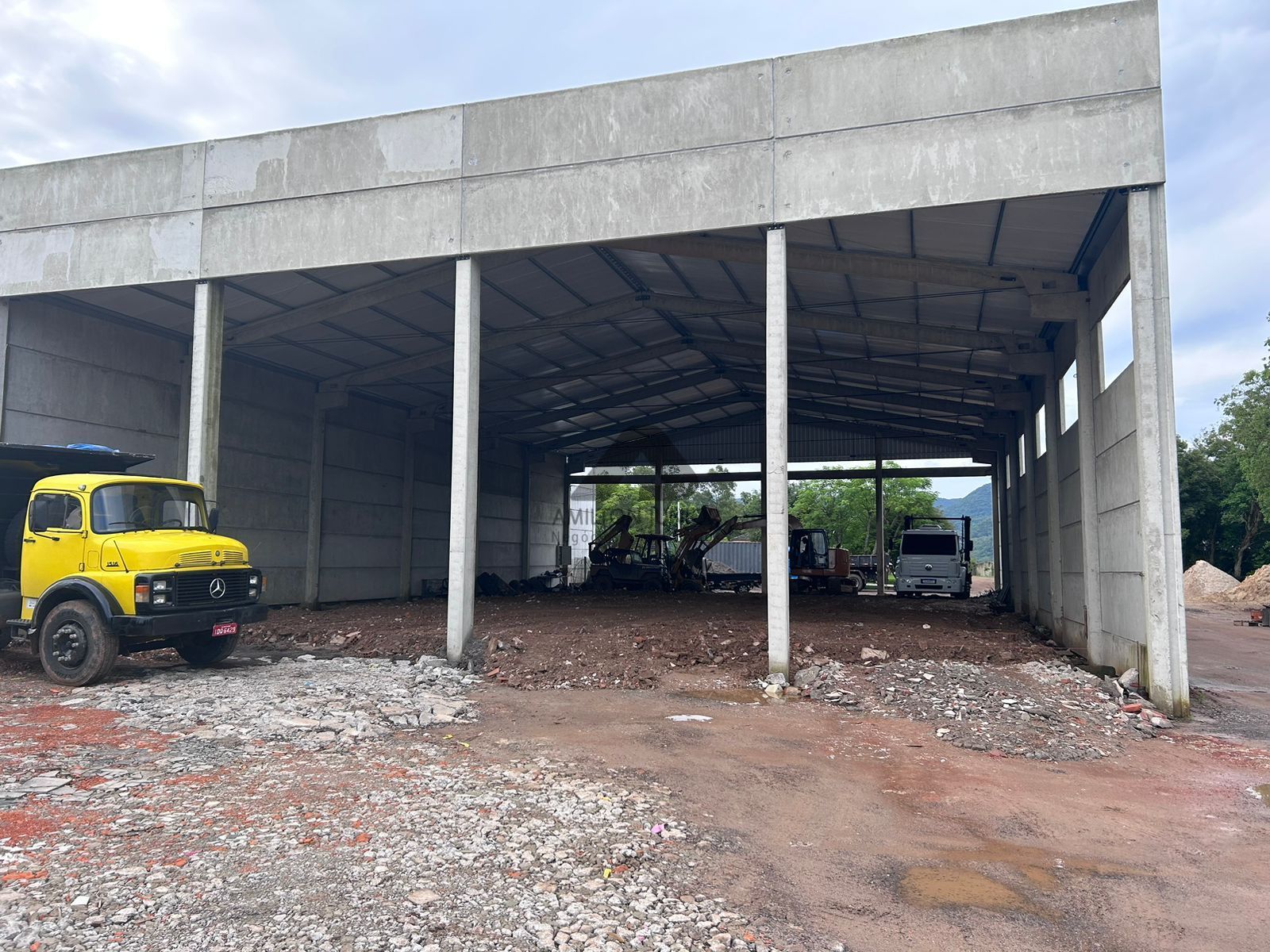 Depósito-Galpão-Armazém para alugar, 600m² - Foto 4