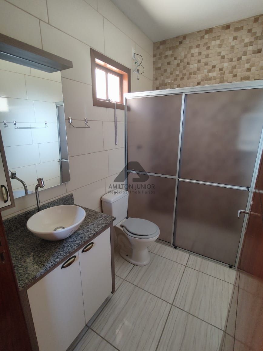 Casa à venda com 2 quartos, 62m² - Foto 14