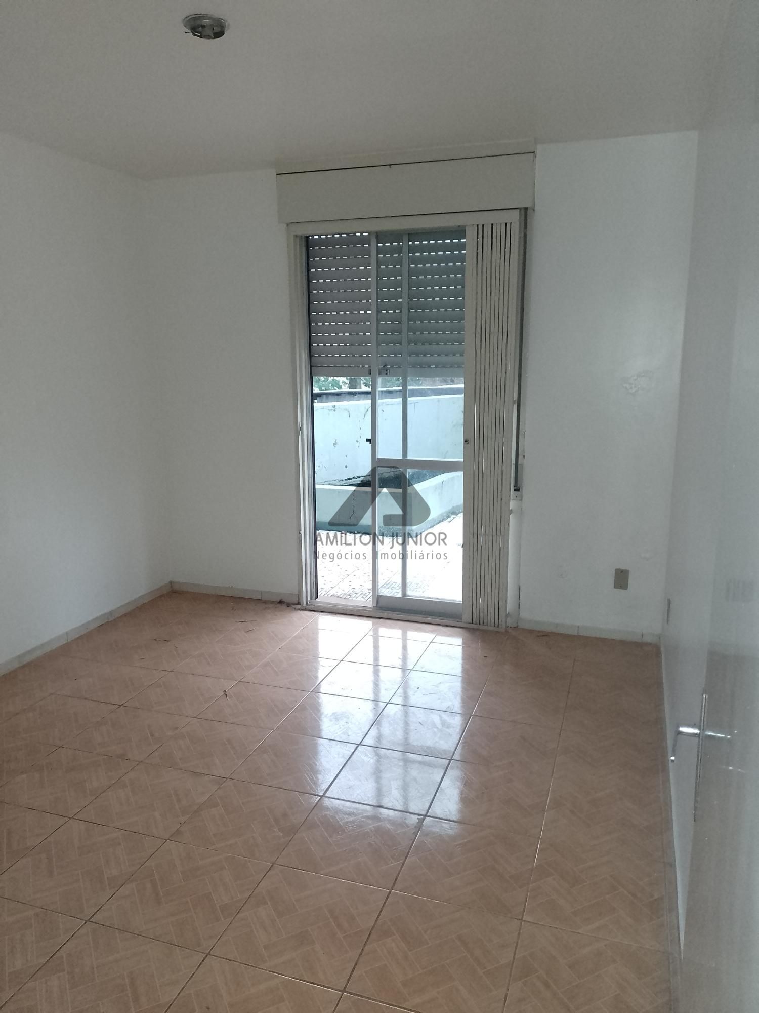 Apartamento à venda com 2 quartos, 65m² - Foto 4