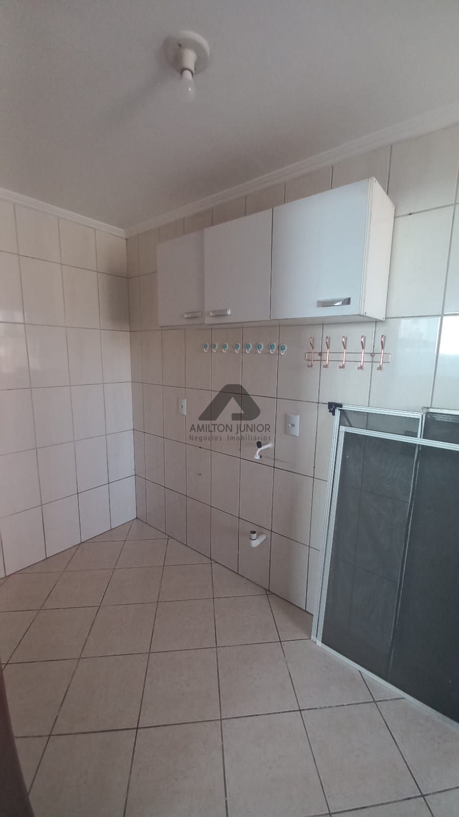 Apartamento para alugar com 1 quarto, 39m² - Foto 11