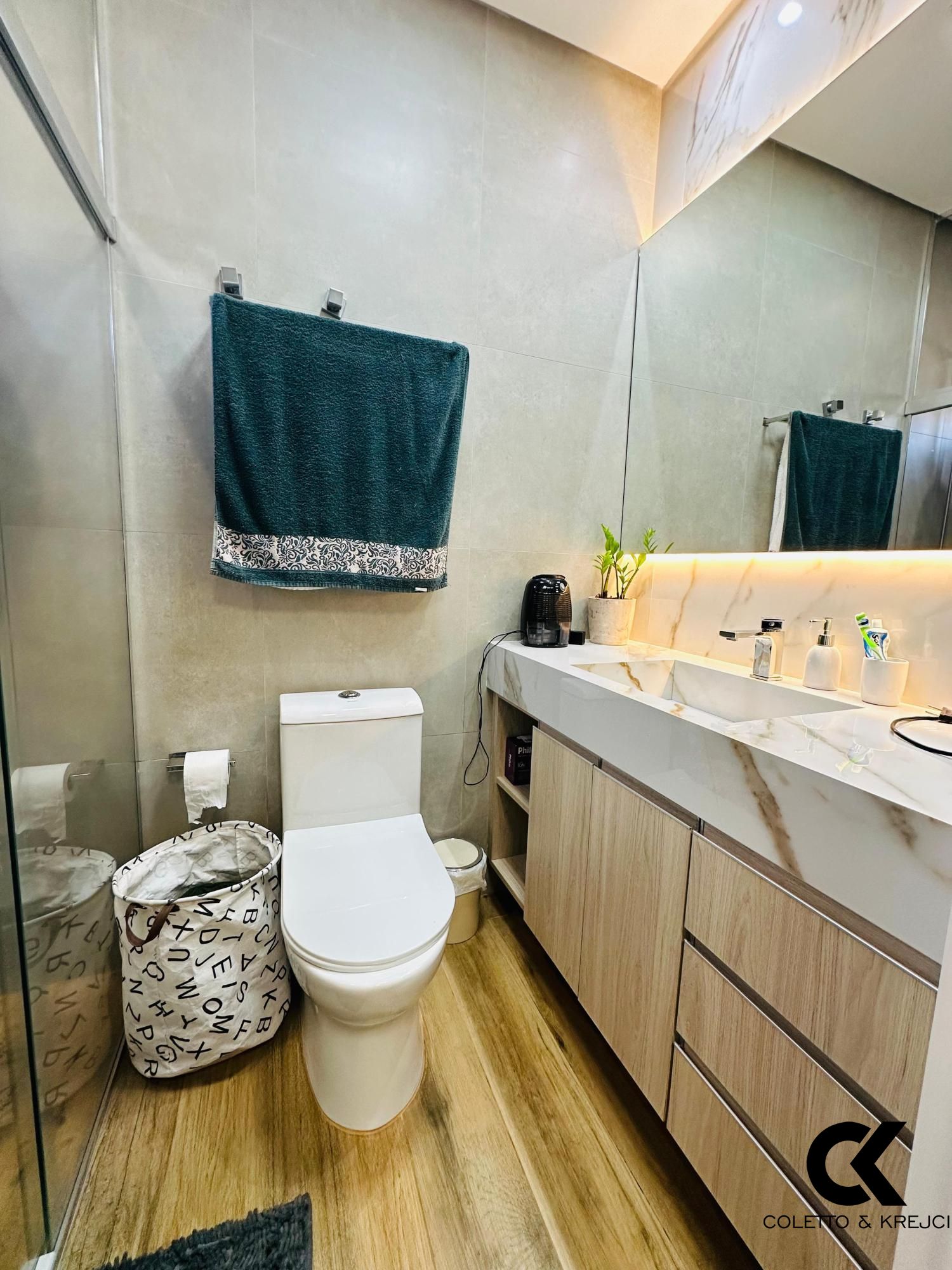 Casa de Condomínio à venda com 3 quartos, 245m² - Foto 11