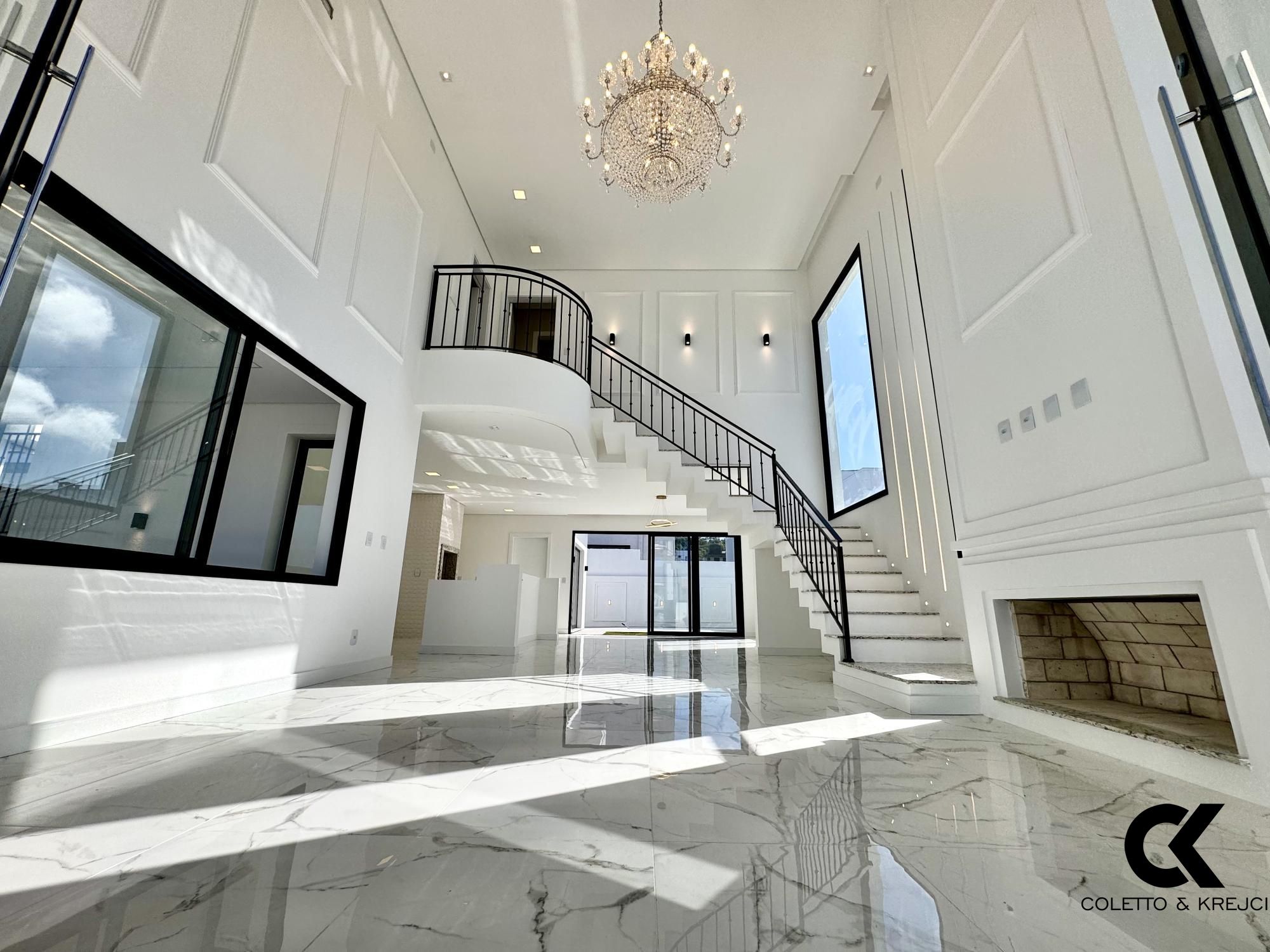 Casa de Condomínio à venda com 3 quartos, 217m² - Foto 2