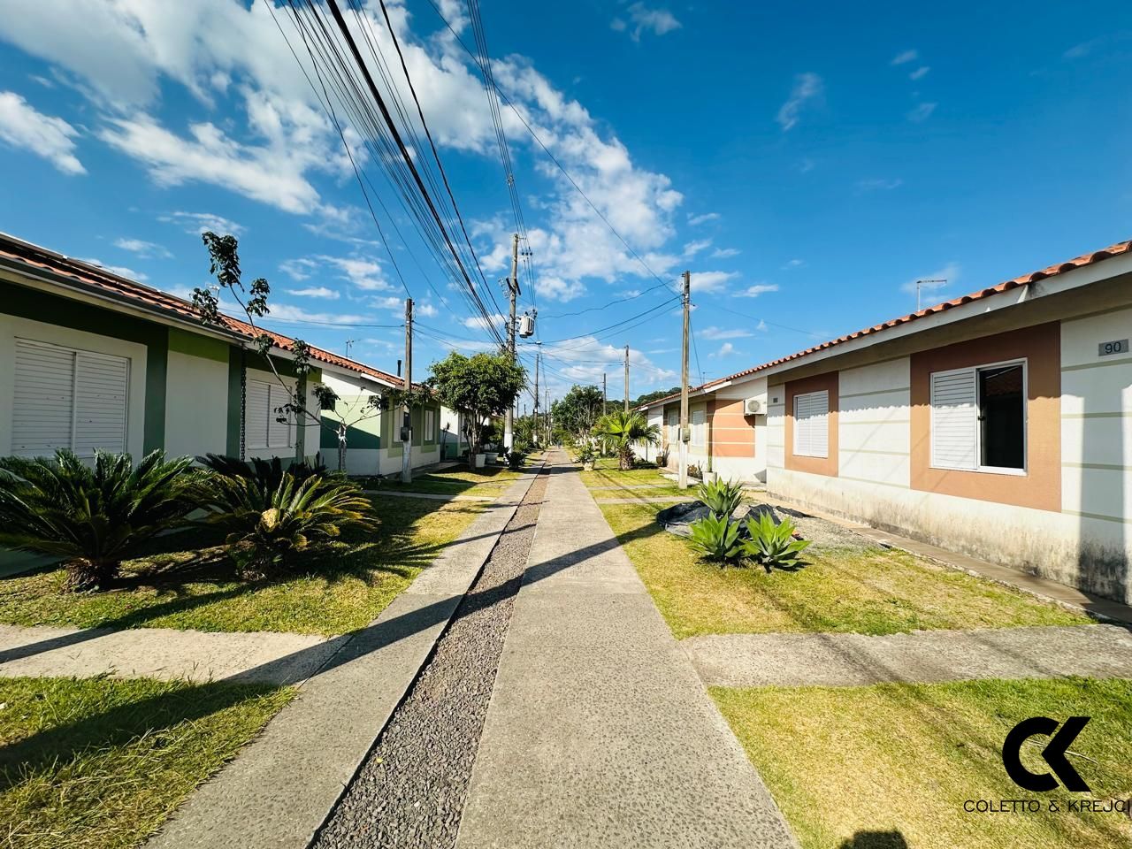 Casa à venda com 2 quartos, 71m² - Foto 18