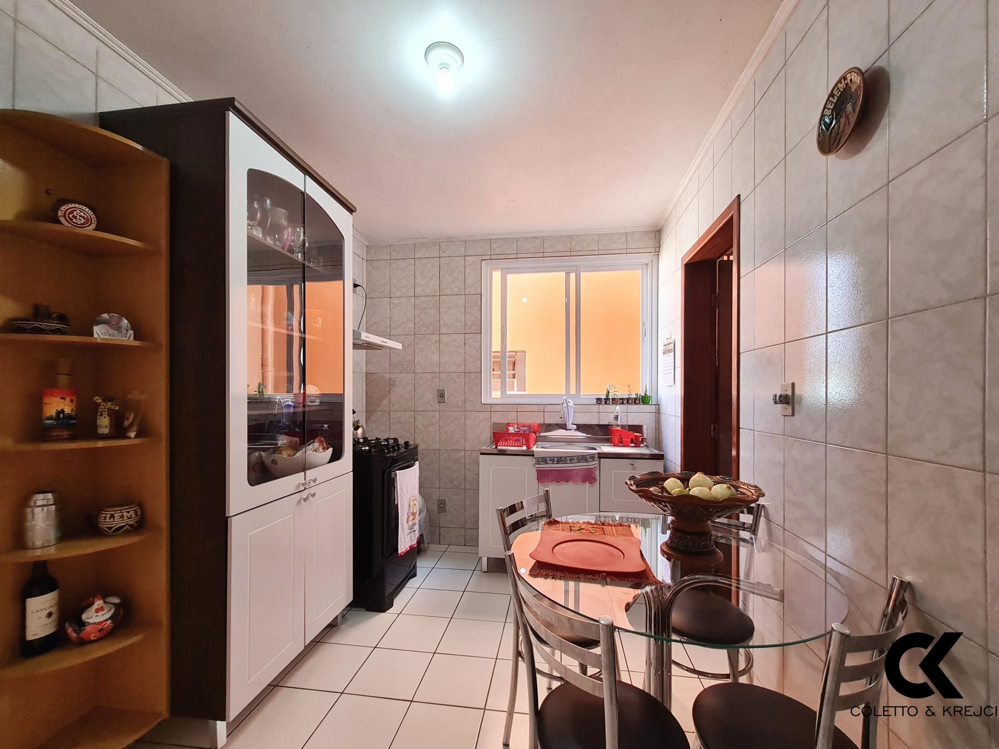 Apartamento à venda com 3 quartos, 117m² - Foto 4