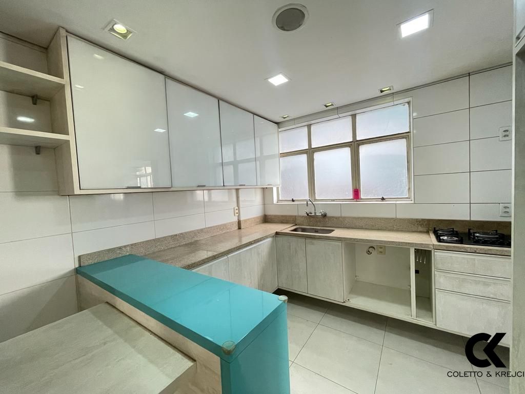 Apartamento, 4 quartos, 141 m² - Foto 2