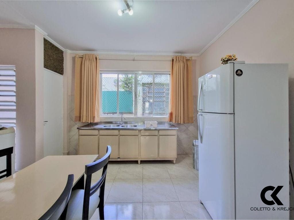 Apartamento à venda com 2 quartos, 106m² - Foto 6