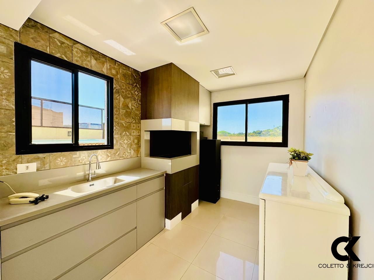 Cobertura à venda com 3 quartos, 214m² - Foto 17