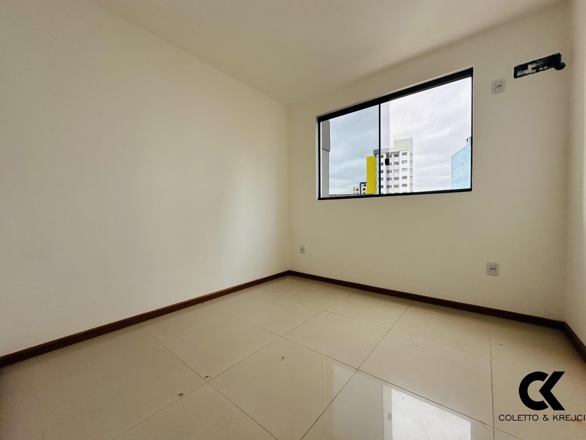 Apartamento à venda com 2 quartos, 58m² - Foto 5