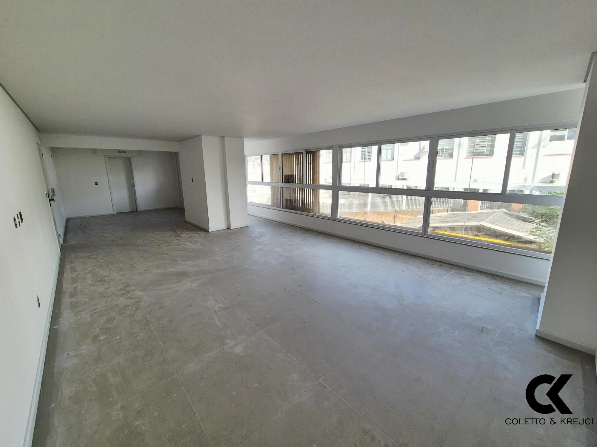 Apartamento, 3 quartos, 140 m² - Foto 1