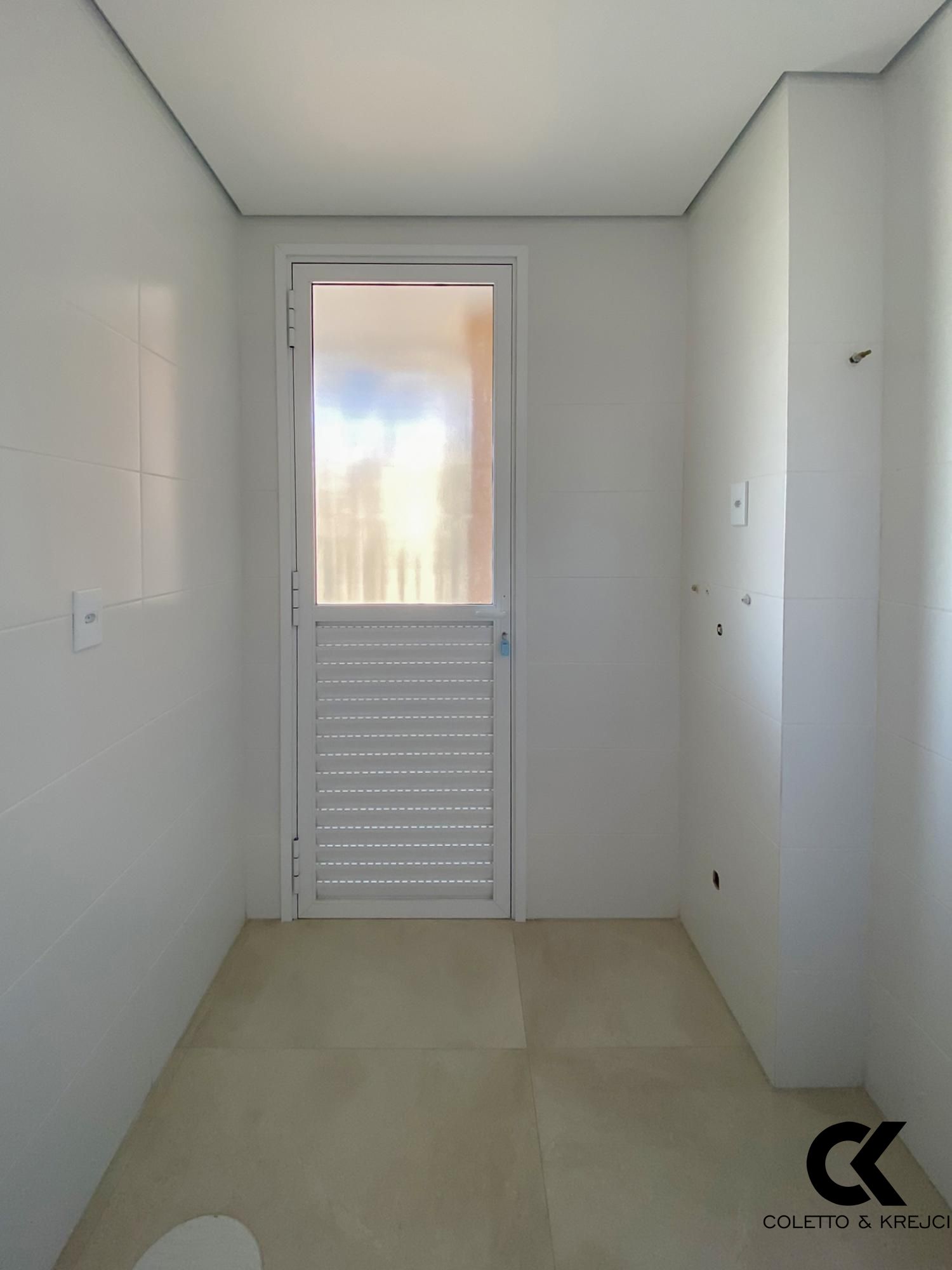 Apartamento à venda com 2 quartos, 77m² - Foto 6