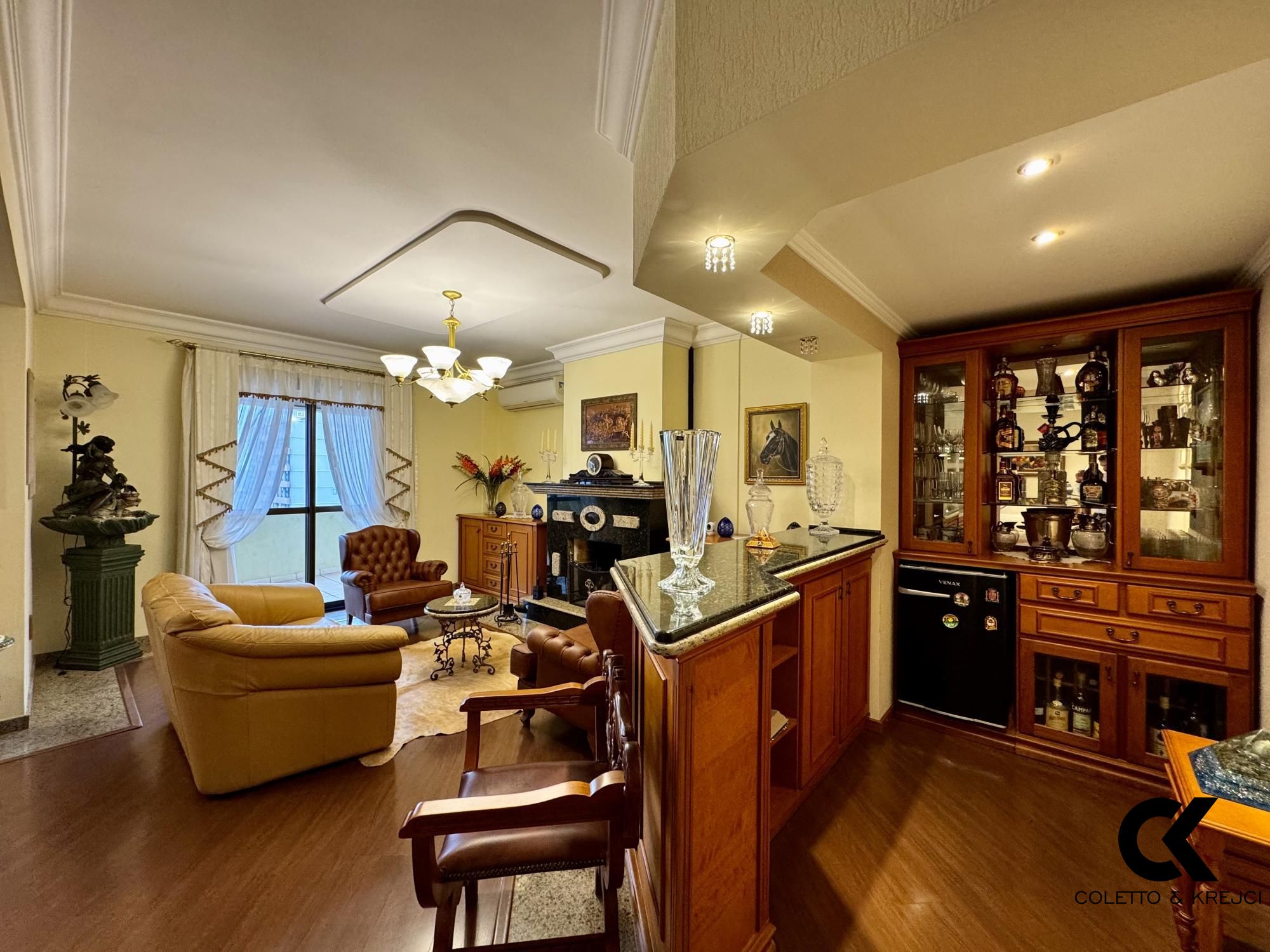 Apartamento, 3 quartos, 203 m² - Foto 3