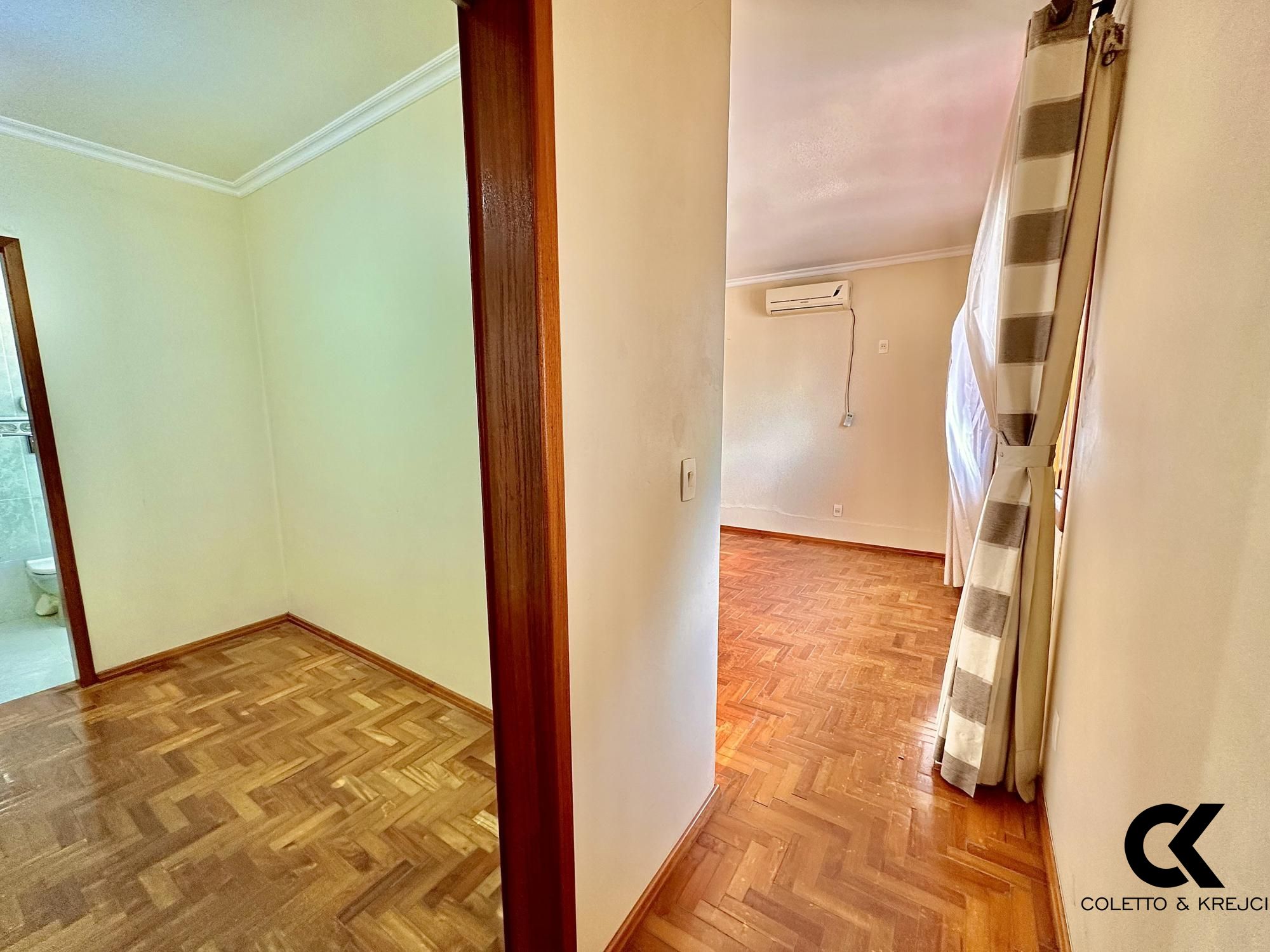 Casa, 4 quartos, 220 m² - Foto 21