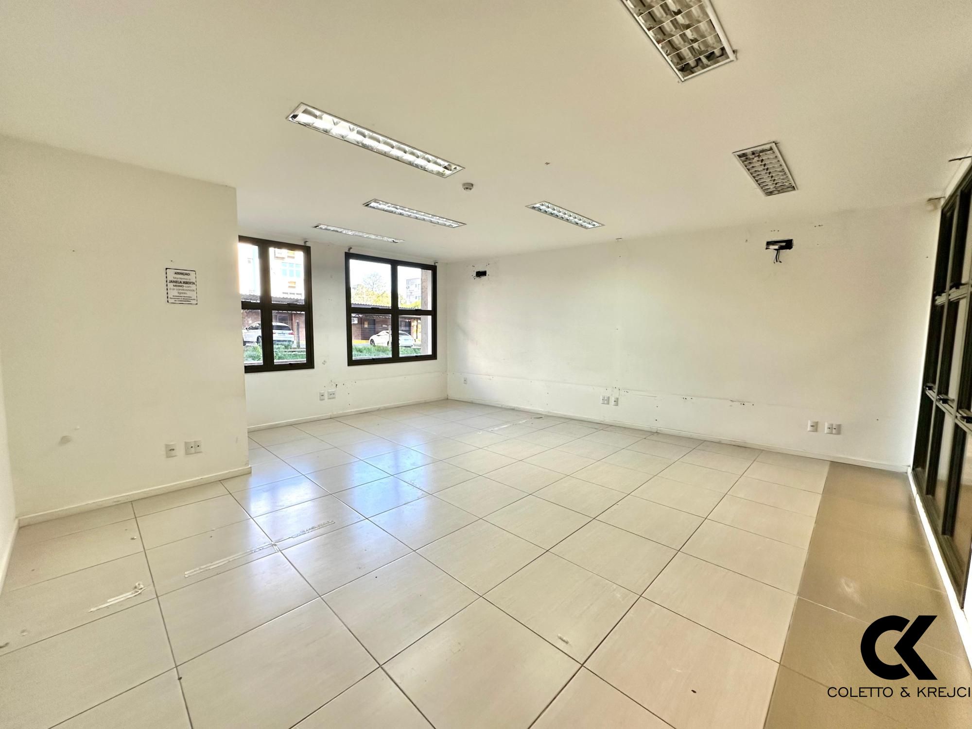 Sala-Conjunto, 40 m² - Foto 1