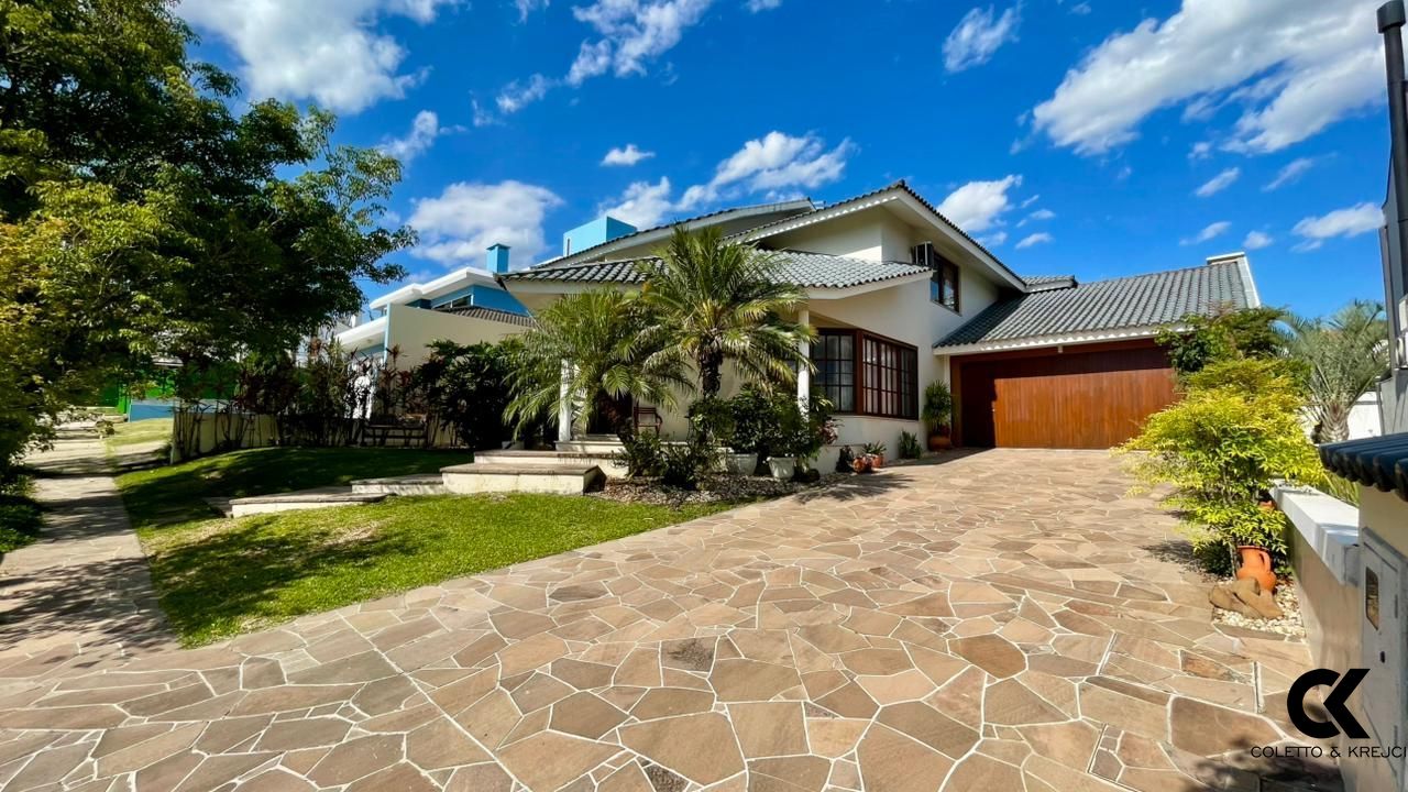 Casa, 4 quartos, 329 m² - Foto 4