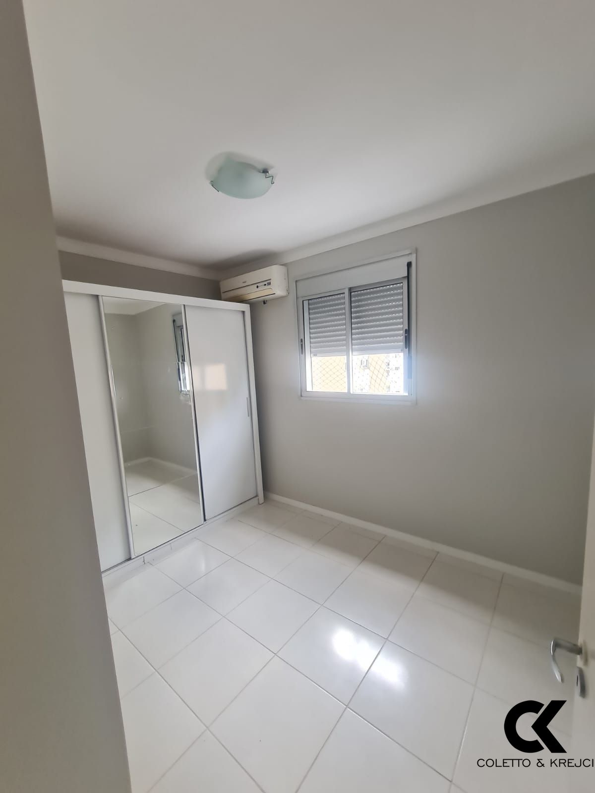 Apartamento à venda com 3 quartos, 60m² - Foto 8