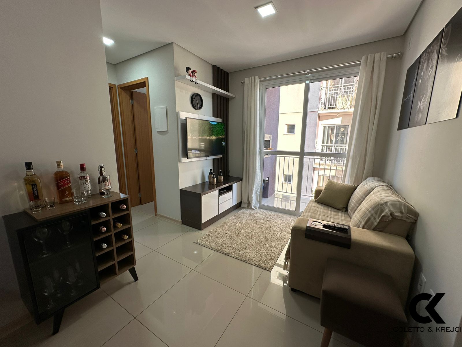 Apartamento à venda com 2 quartos, 51m² - Foto 7