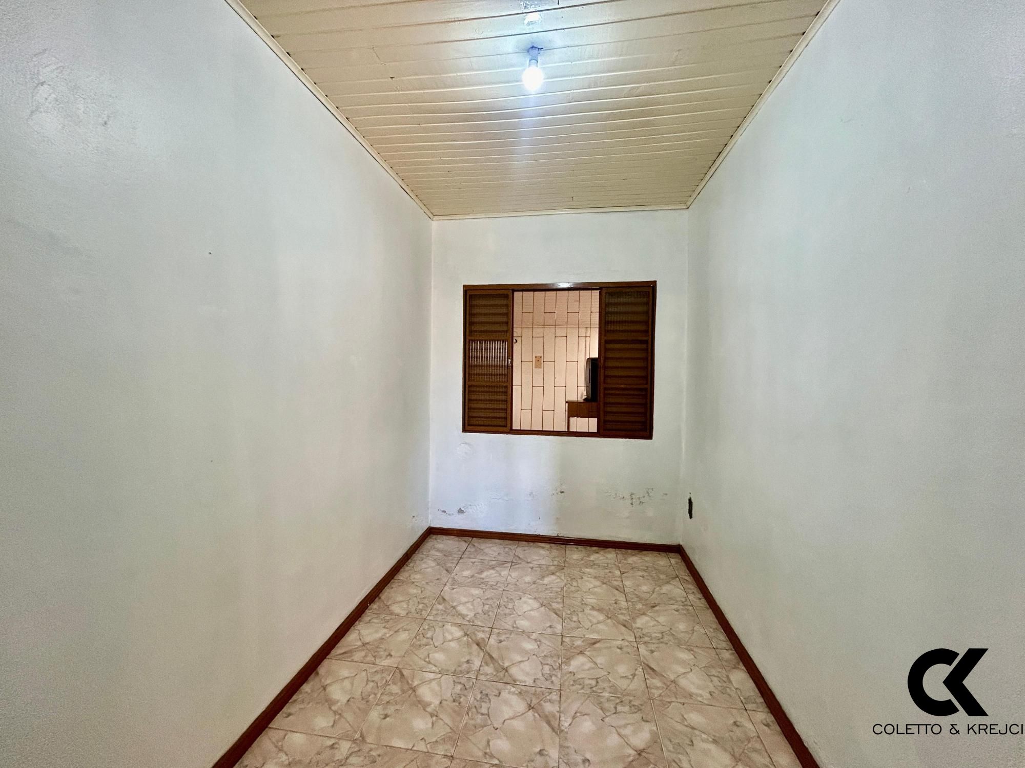 Casa à venda com 4 quartos, 100m² - Foto 10