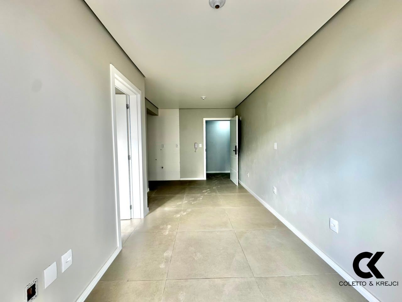 Apartamento, 1 quarto, 33 m² - Foto 3
