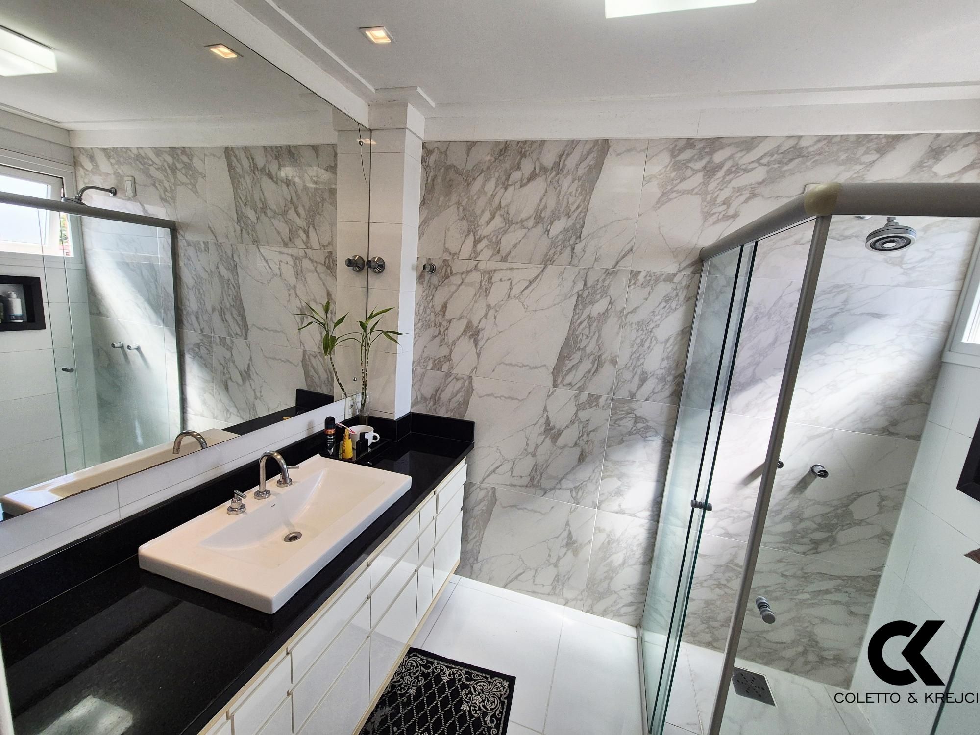 Casa, 3 quartos, 278 m² - Foto 17