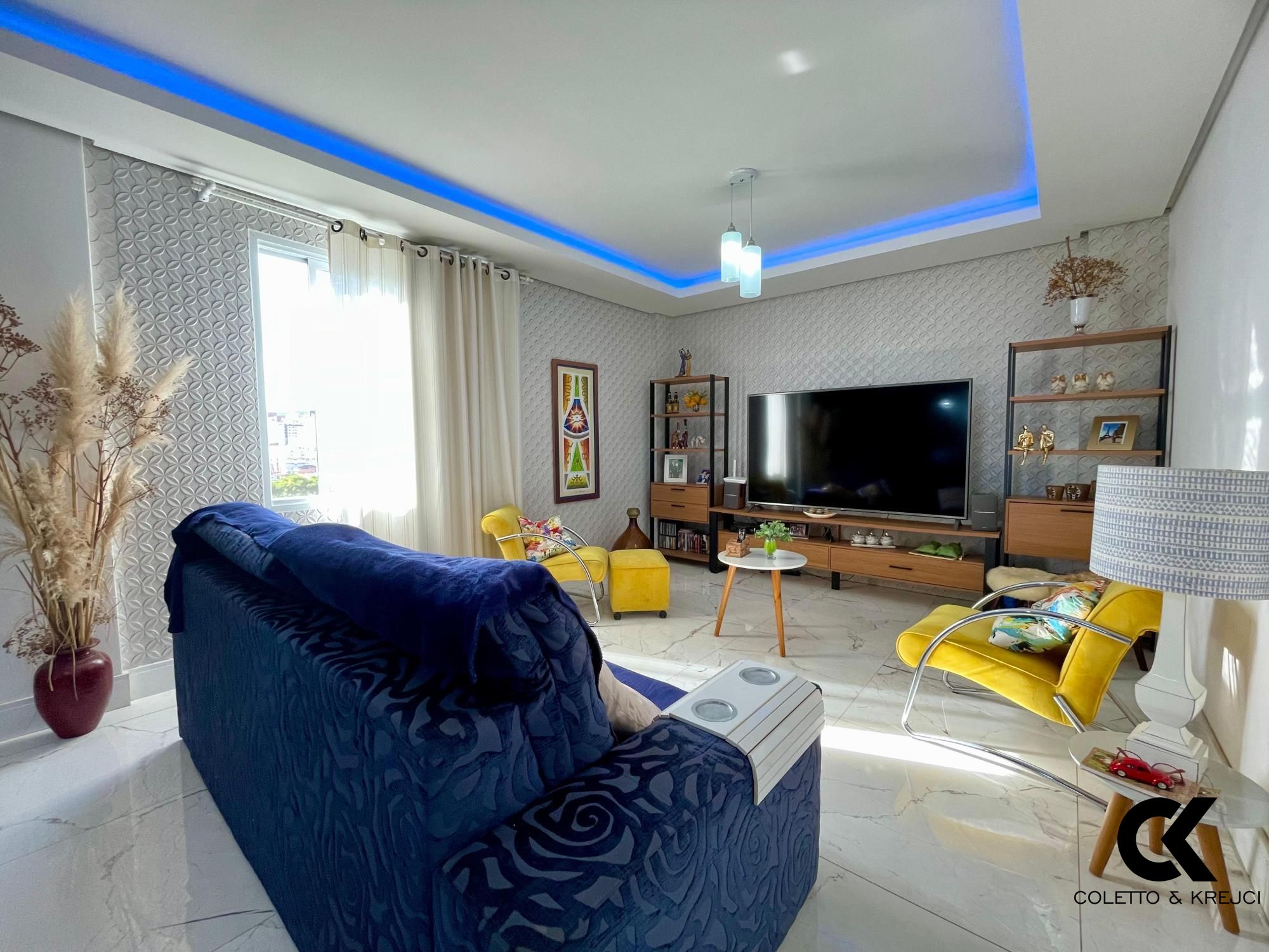 Apartamento, 3 quartos, 190 m² - Foto 1