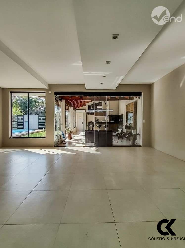 Casa à venda com 3 quartos, 263m² - Foto 16