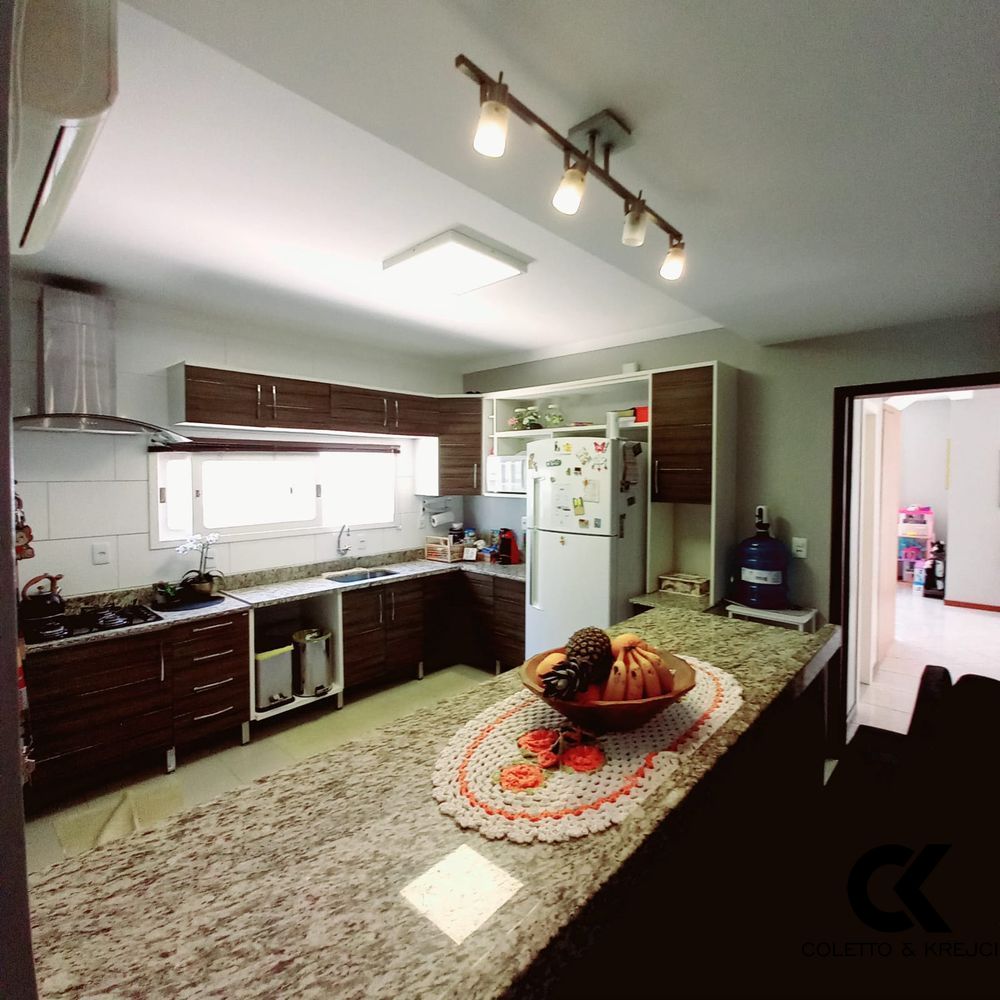 Casa, 3 quartos, 254 m² - Foto 11