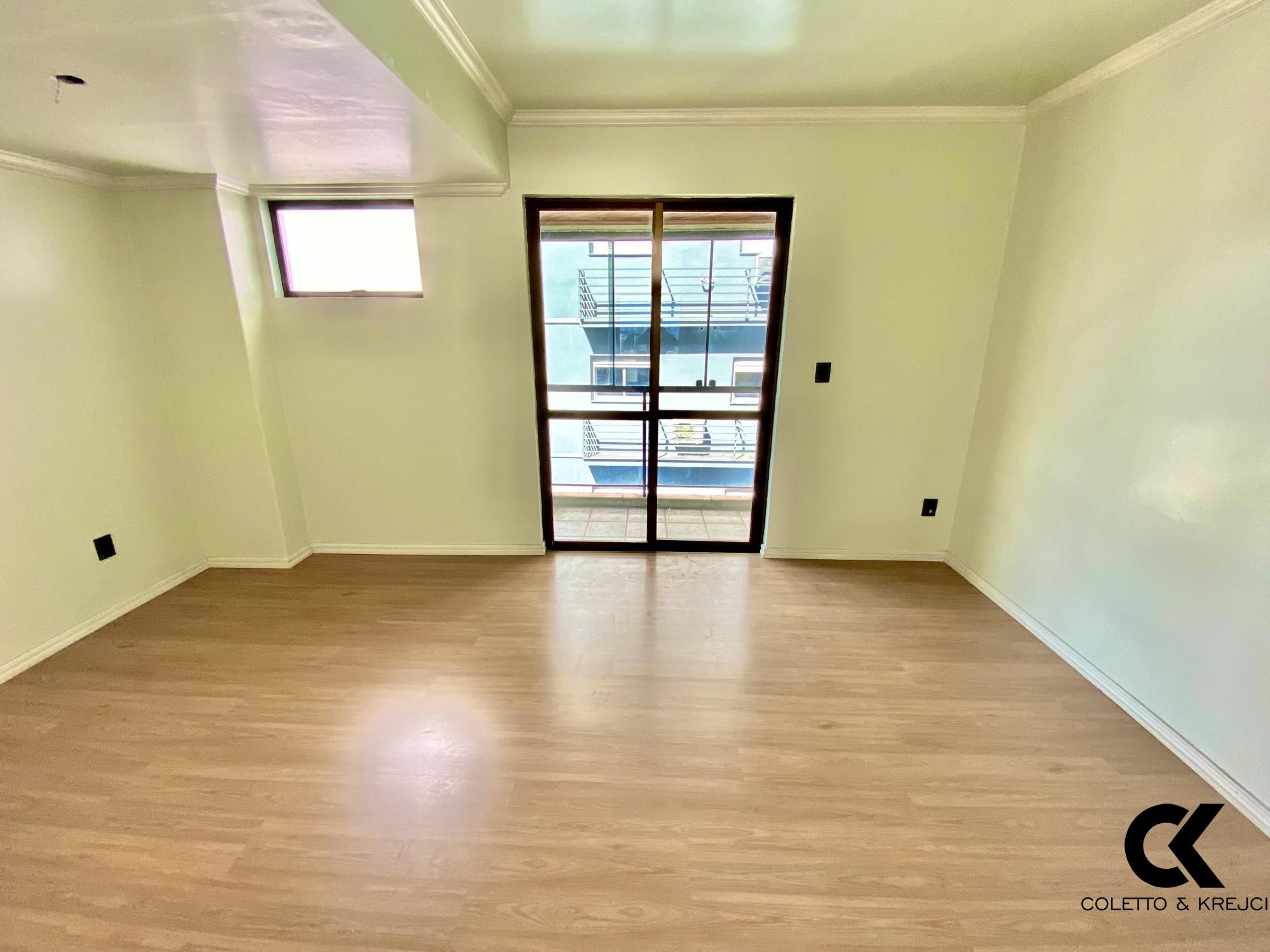 Apartamento à venda com 6 quartos, 341m² - Foto 17