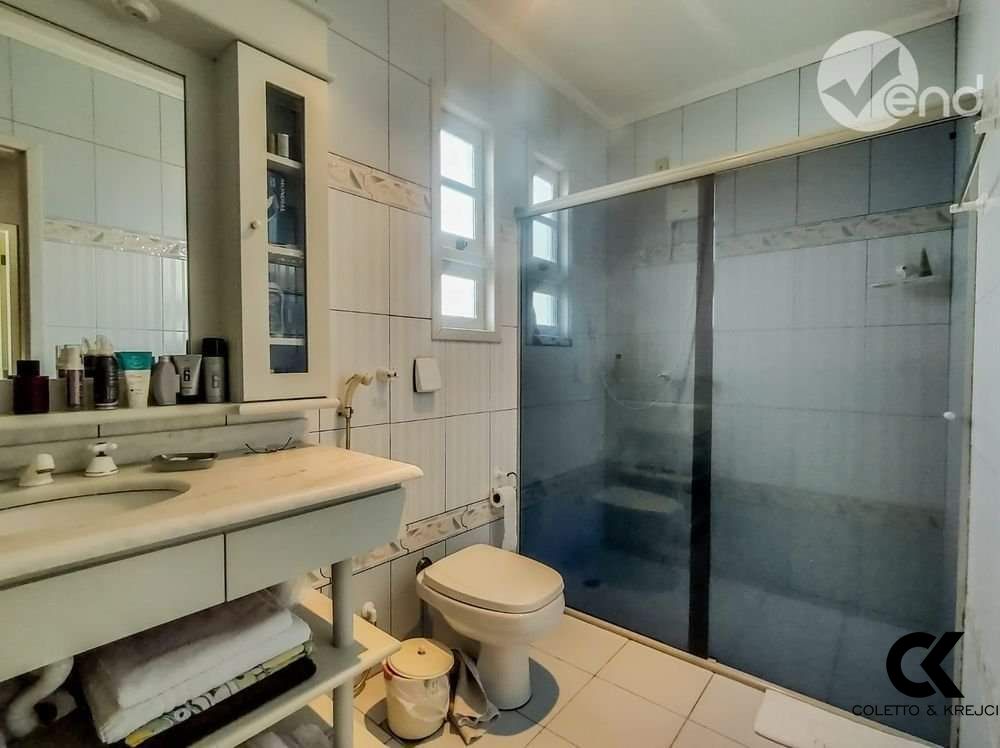 Casa à venda com 3 quartos, 263m² - Foto 11