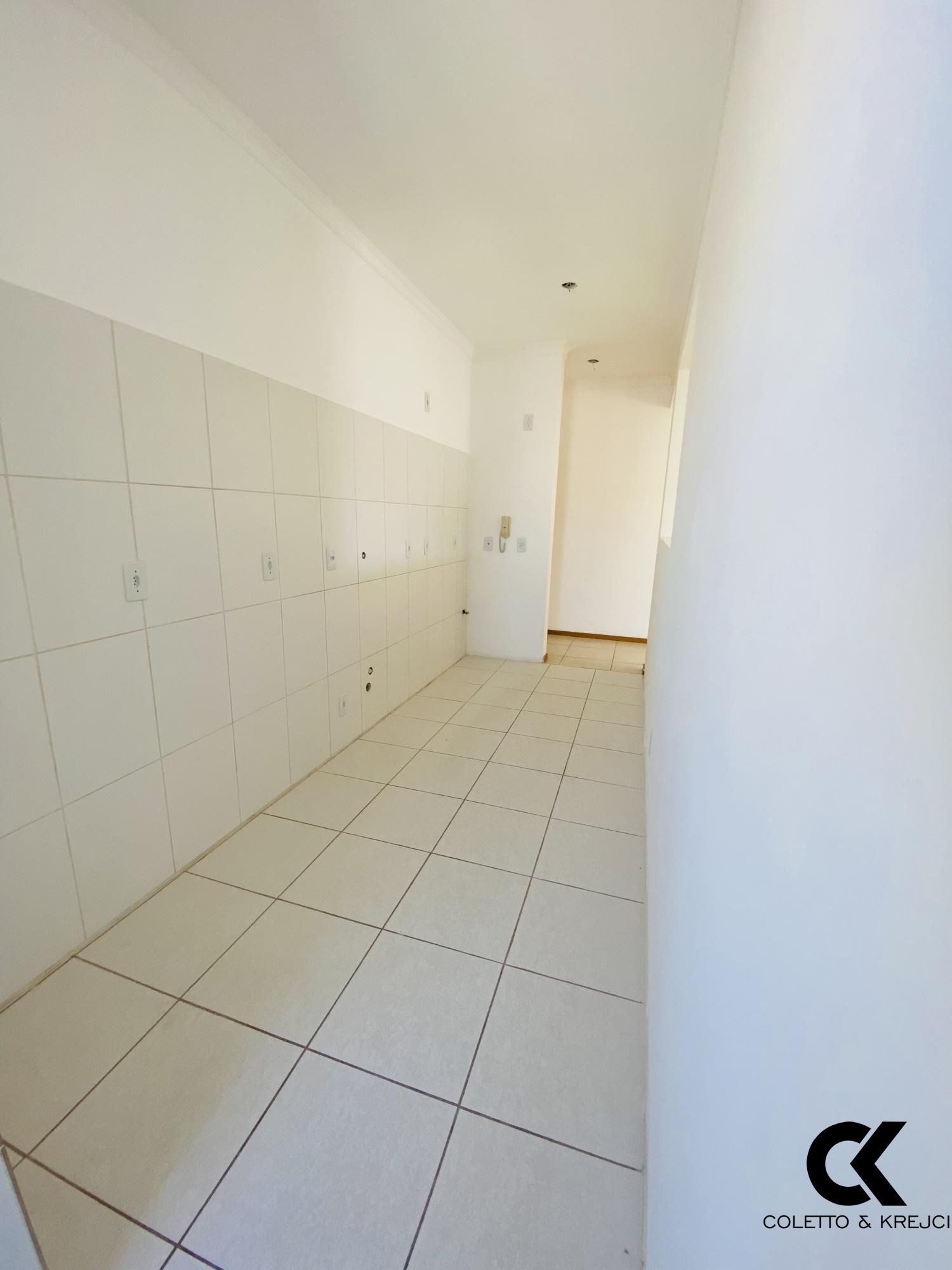 Apartamento à venda com 3 quartos, 87m² - Foto 18