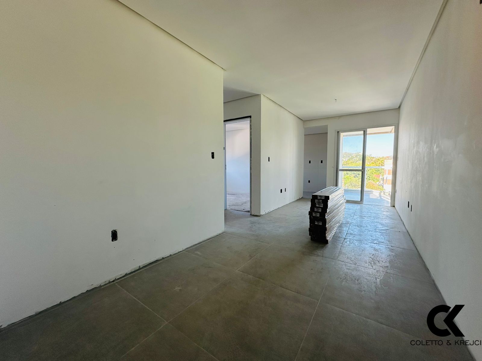 Apartamento à venda com 2 quartos, 73m² - Foto 3