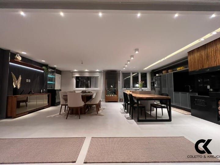 Casa, 3 quartos, 325 m² - Foto 10