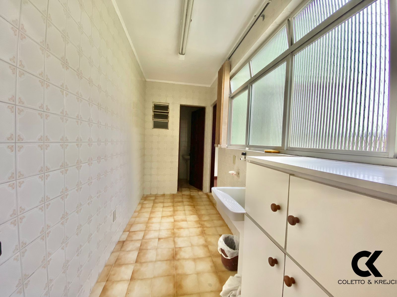 Apartamento à venda com 3 quartos, 227m² - Foto 17