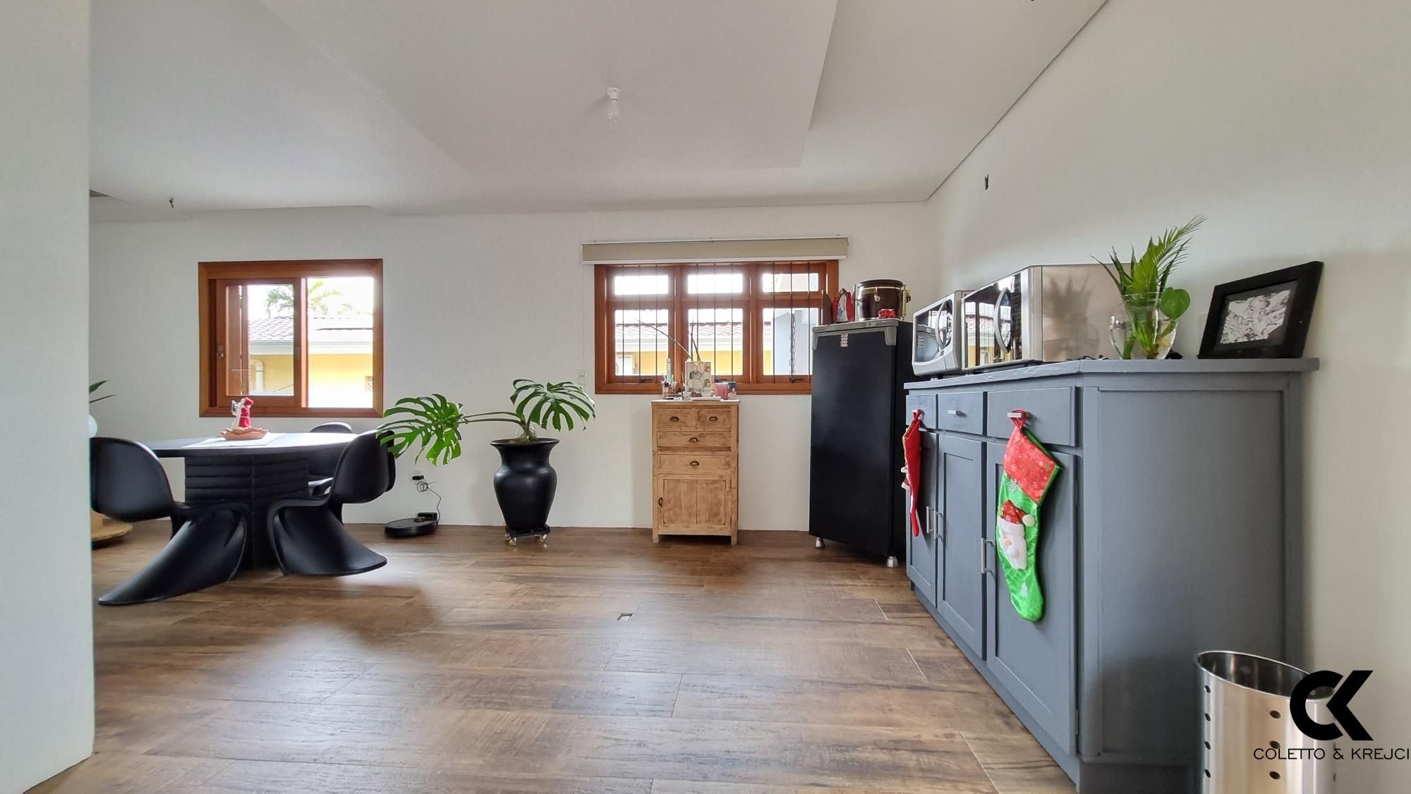 Casa à venda com 3 quartos, 159m² - Foto 10