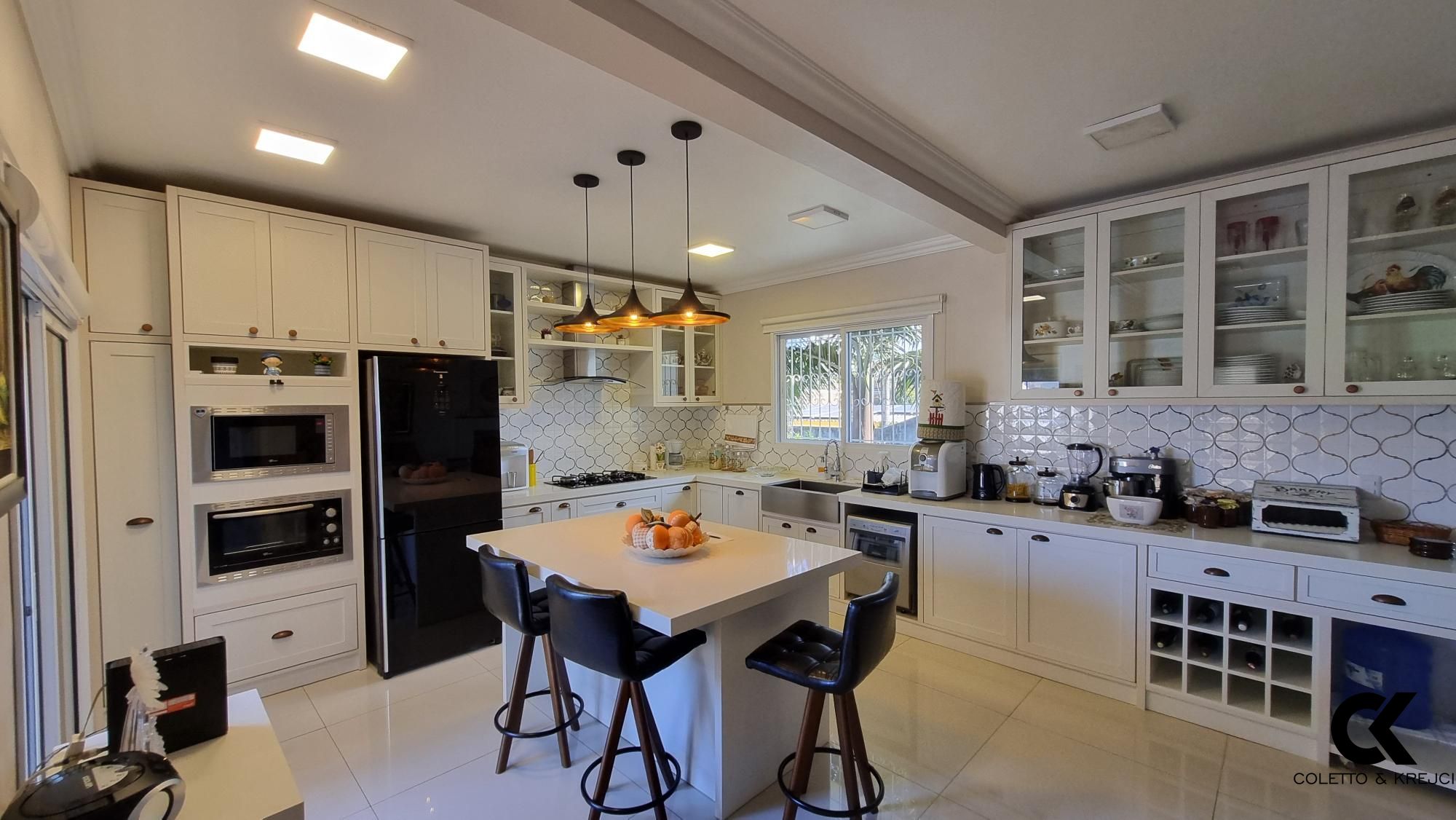 Casa à venda com 3 quartos, 207m² - Foto 13