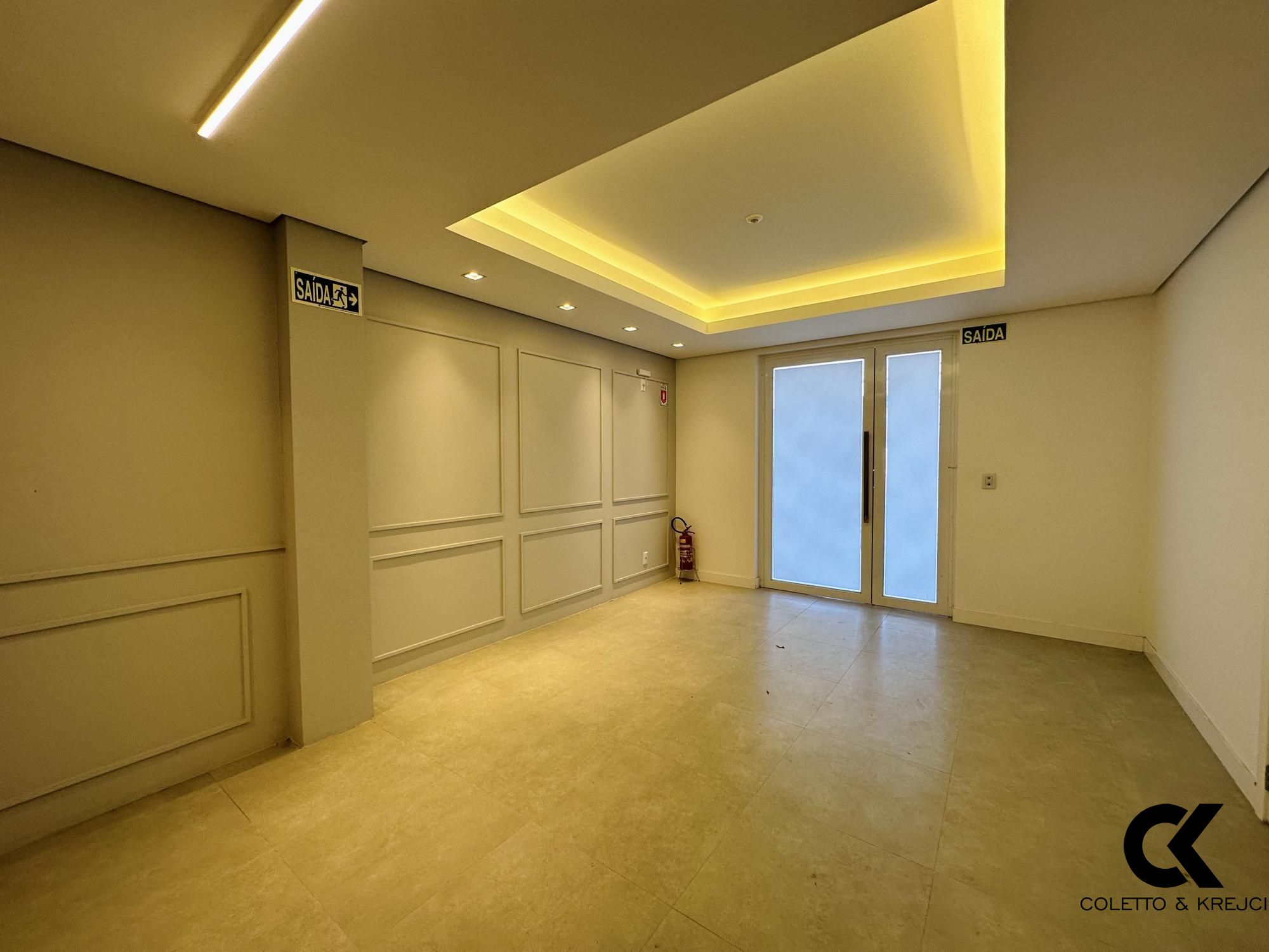 Apartamento à venda com 2 quartos, 74m² - Foto 2